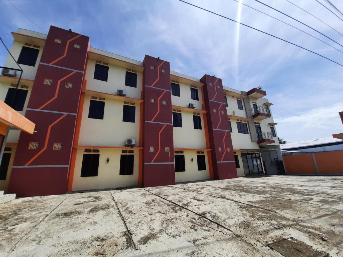 Oyo 3373 Favour Hotel Pagaralam 외부 사진