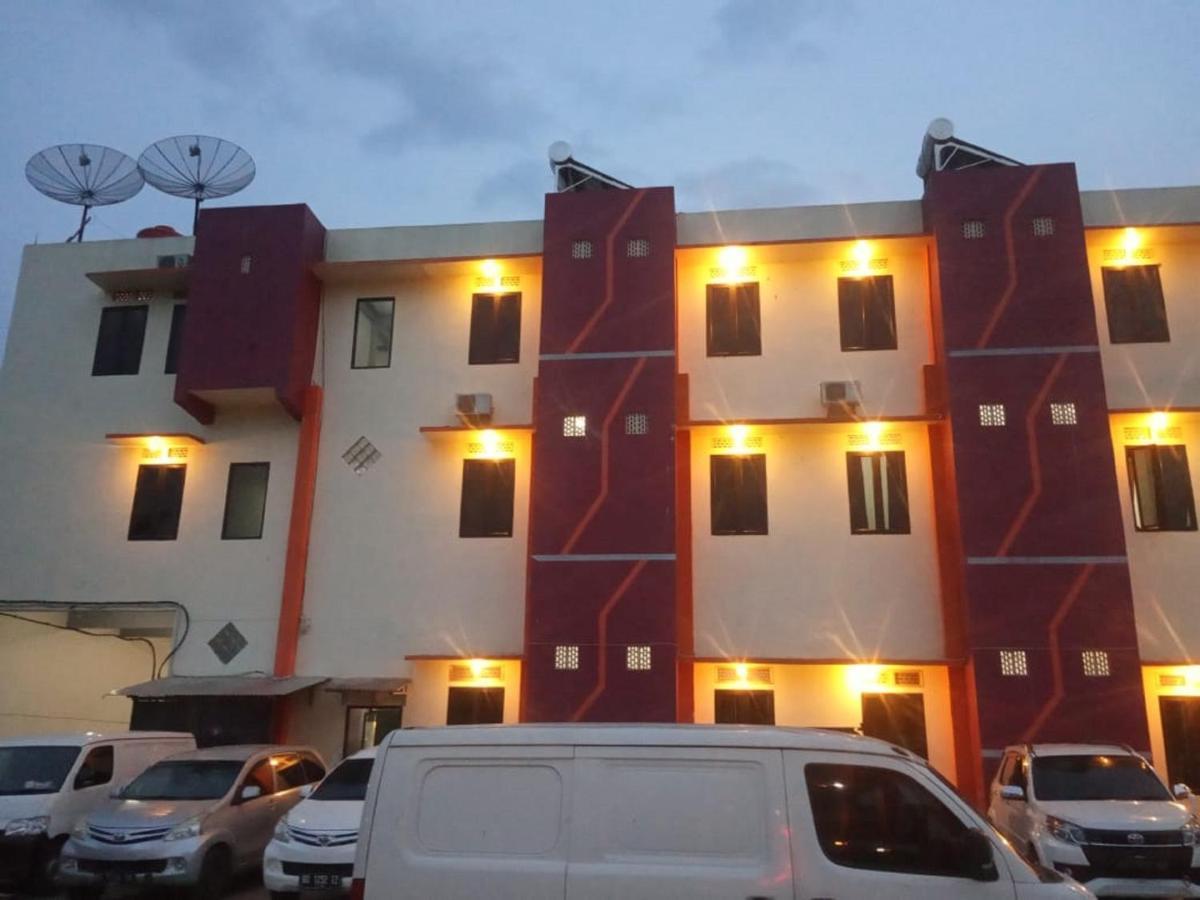 Oyo 3373 Favour Hotel Pagaralam 외부 사진