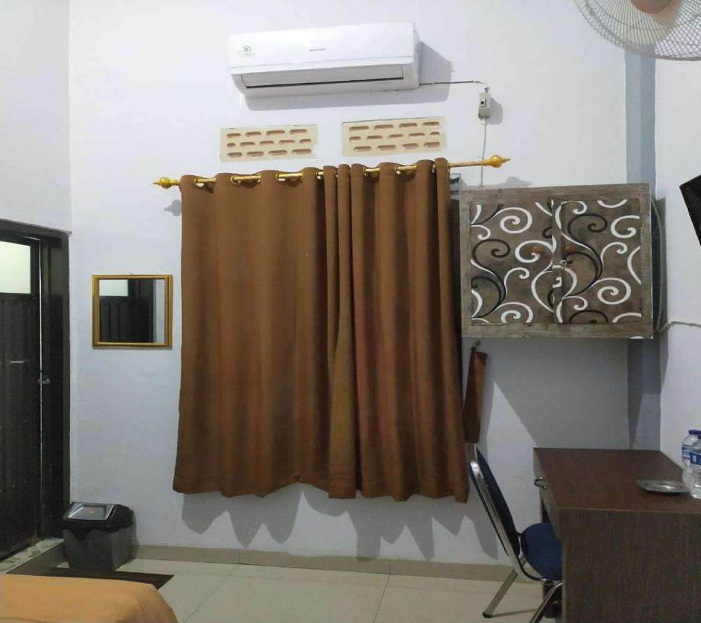 Oyo 3373 Favour Hotel Pagaralam 외부 사진