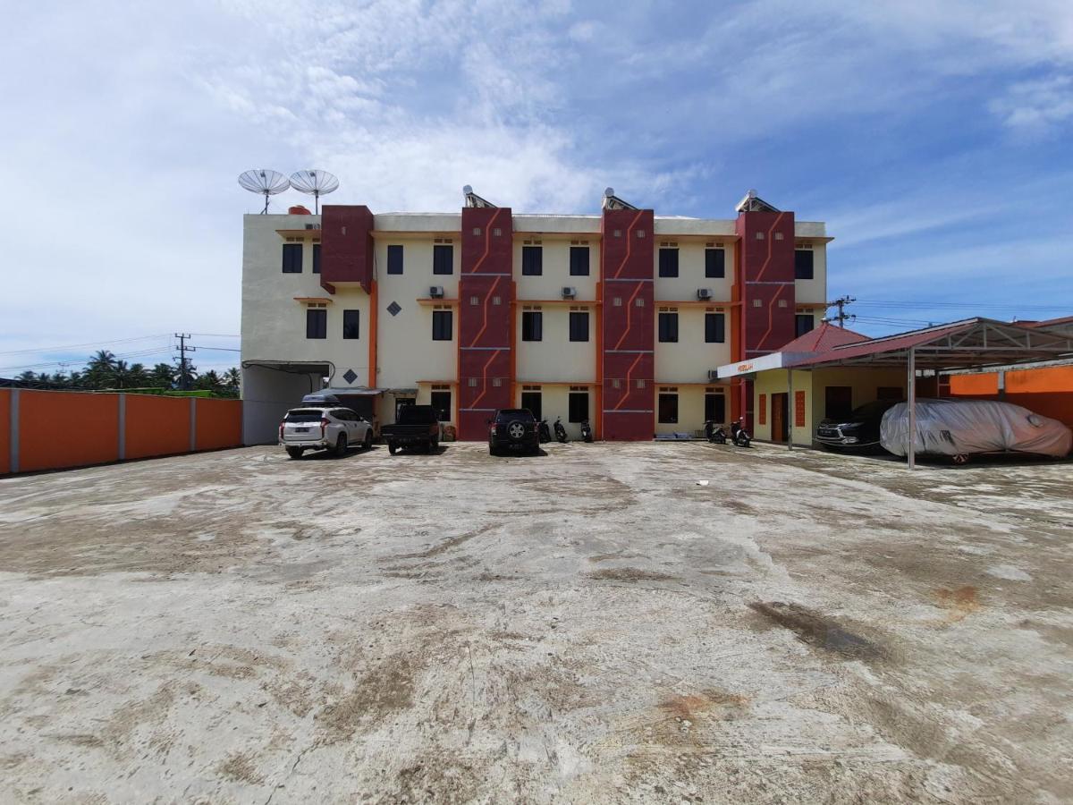 Oyo 3373 Favour Hotel Pagaralam 외부 사진