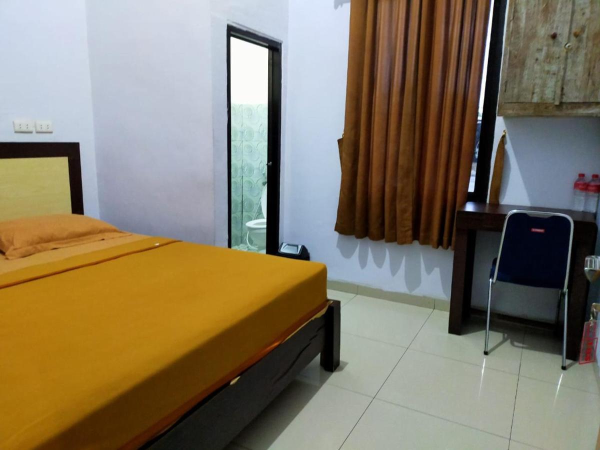 Oyo 3373 Favour Hotel Pagaralam 외부 사진