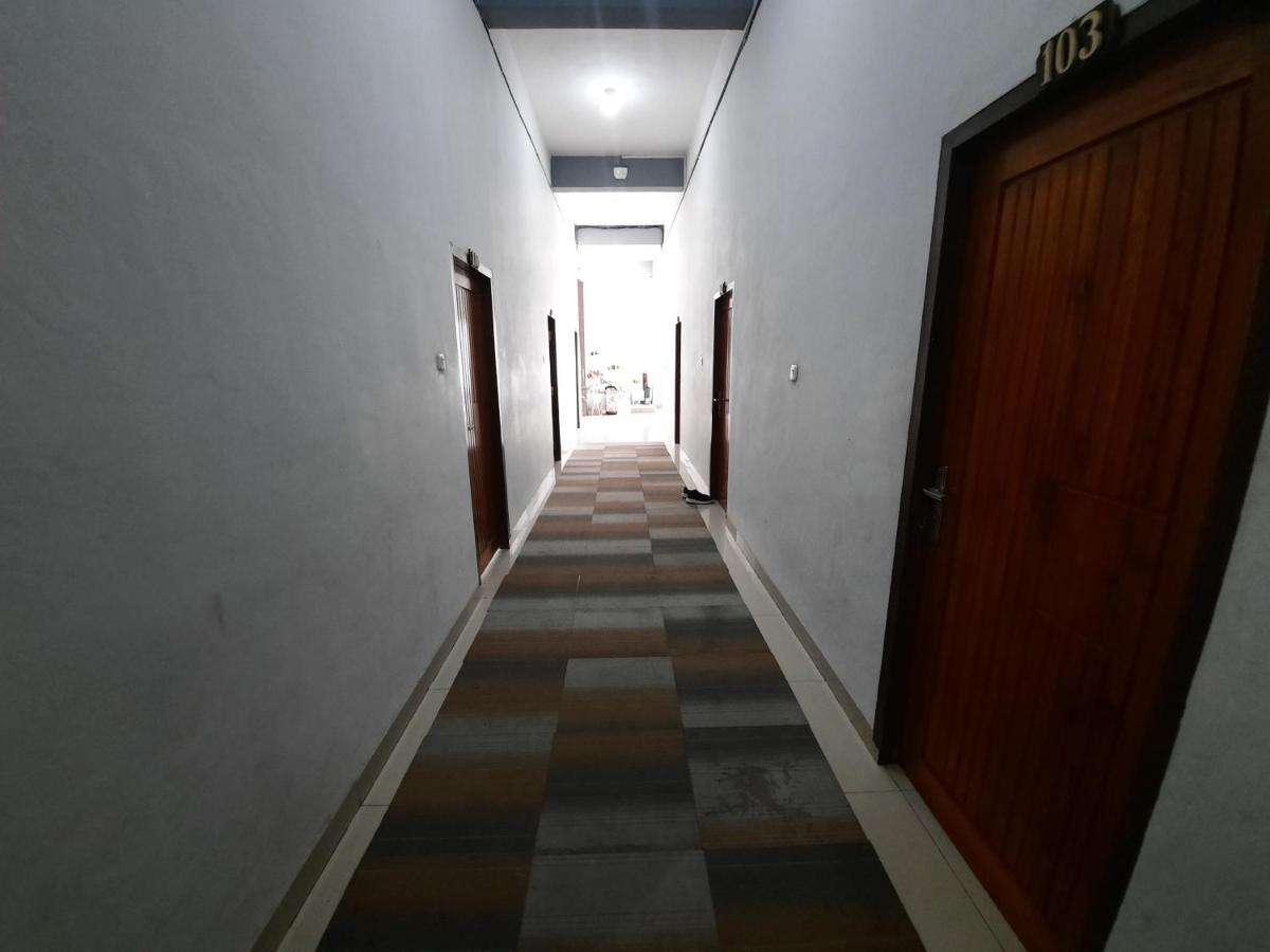 Oyo 3373 Favour Hotel Pagaralam 외부 사진