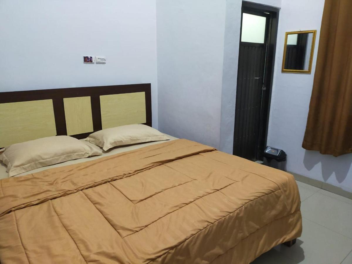 Oyo 3373 Favour Hotel Pagaralam 외부 사진