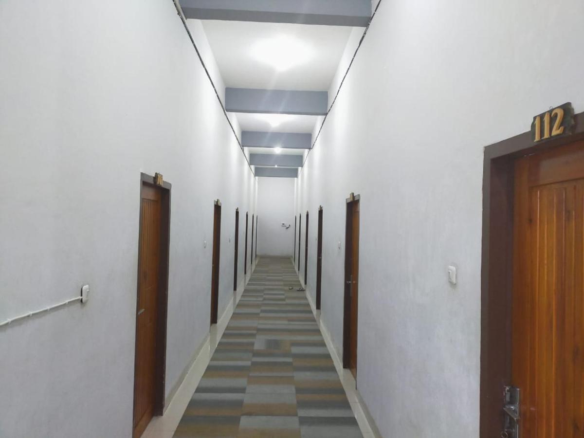 Oyo 3373 Favour Hotel Pagaralam 외부 사진